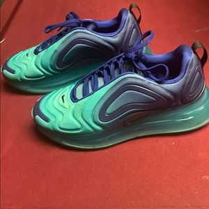 Nike Airmax 720 size 5.5Y